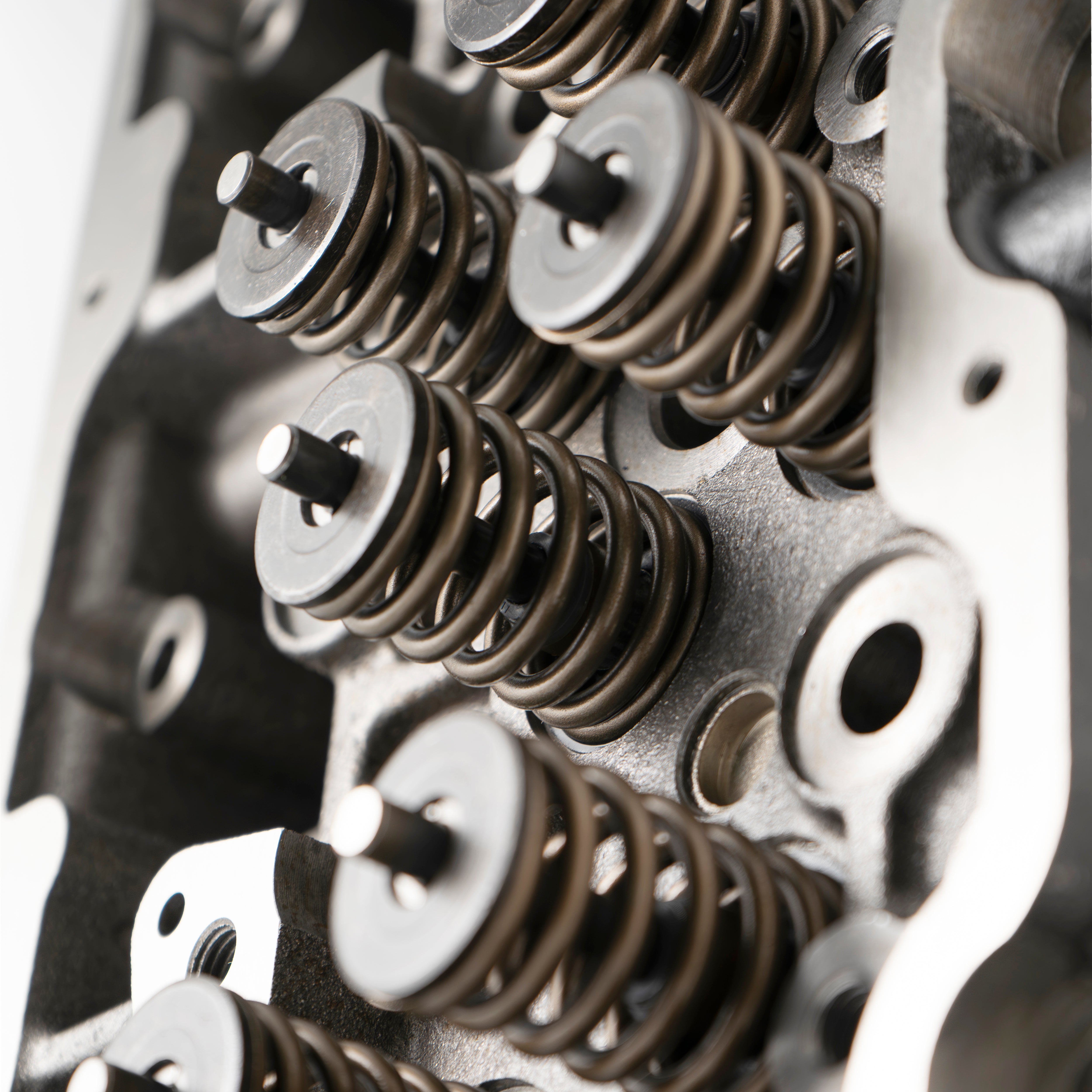 2001-2004 GM 6.6L Duramax CNC Ported Cast Iron Cylinder Head (One Head) LB7