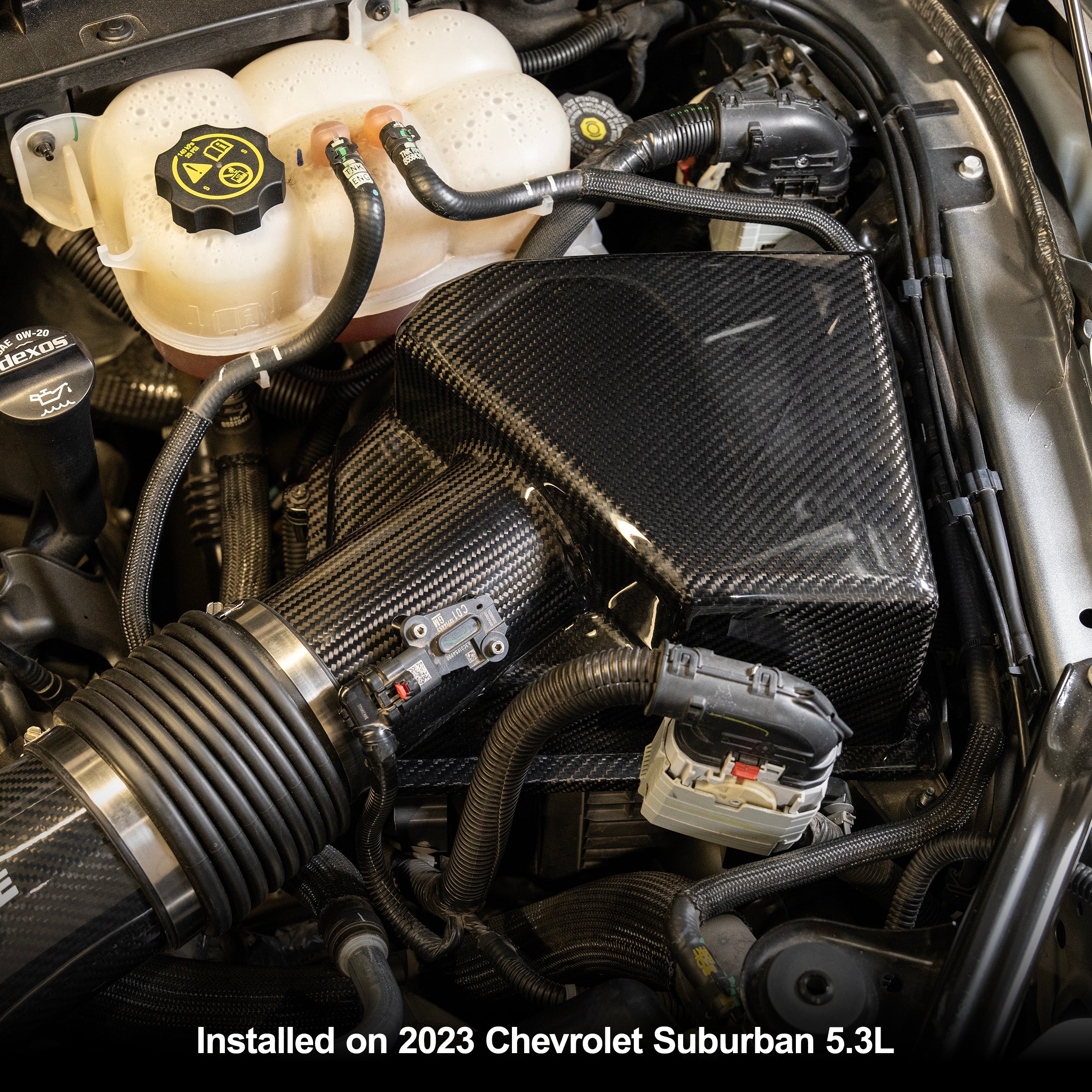 2019-2026 GM 2.7L/5.3L/6.2L Carbon Fiber Air Box Lid