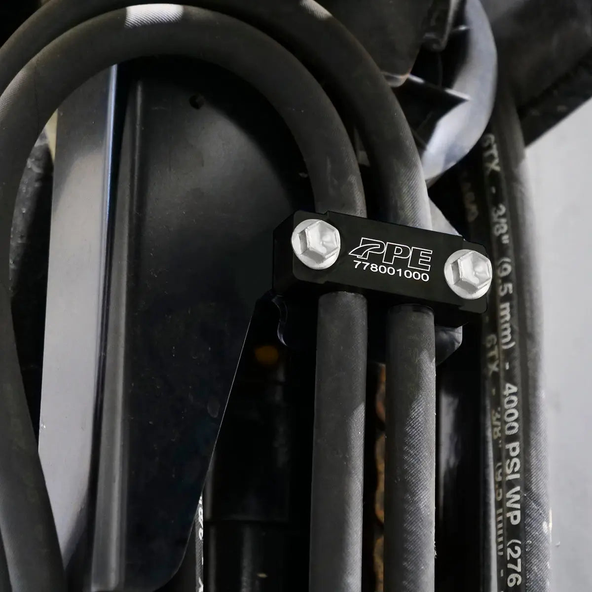 Hydraulic Line Hose Clamp - Toyota Forklift - OEM Toyota Part# 68654-36760-71 Pacific Performance Engineering